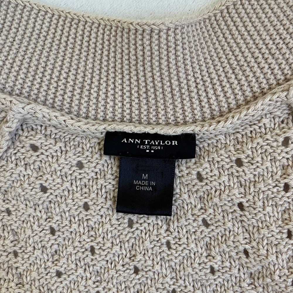 Ann Taylor Women's Short Sleeve Open Knit Cardigan Size Medium - Picture 5 of 8
